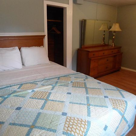 Flower Field Inn And Cottages Stroudsburg Extérieur photo