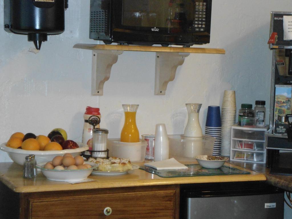 Flower Field Inn And Cottages Stroudsburg Extérieur photo