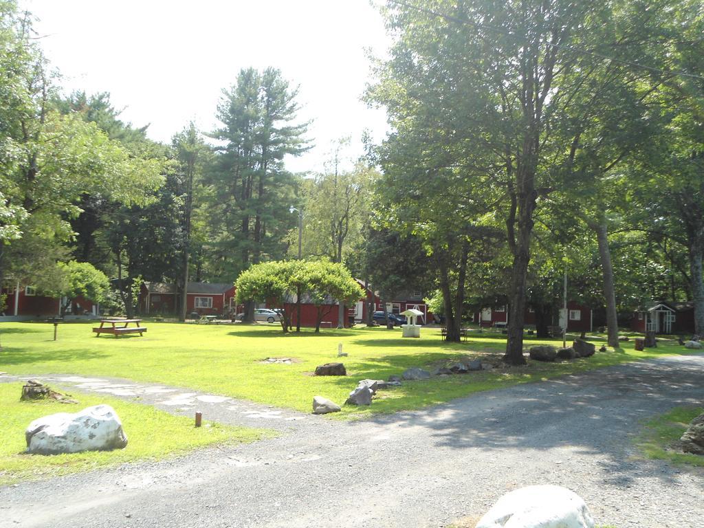 Flower Field Inn And Cottages Stroudsburg Extérieur photo