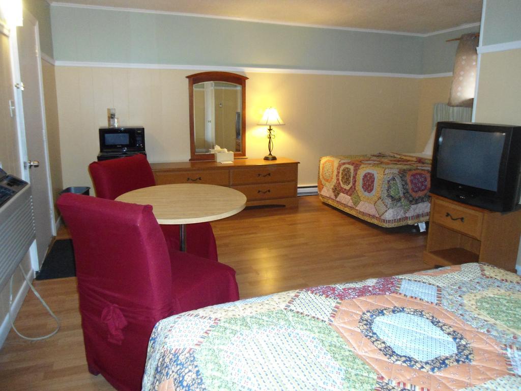Flower Field Inn And Cottages Stroudsburg Extérieur photo